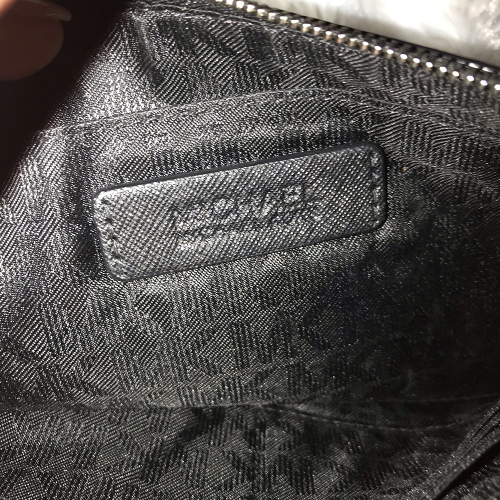 Michael Kors Black cut out clutch - Picture 7 of 7